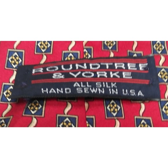 ROUNDTREE & YORKE Silk TIE Red Black Gold Made in USA Y2K Dillards 58x4 Vintage - Picture 9 of 9